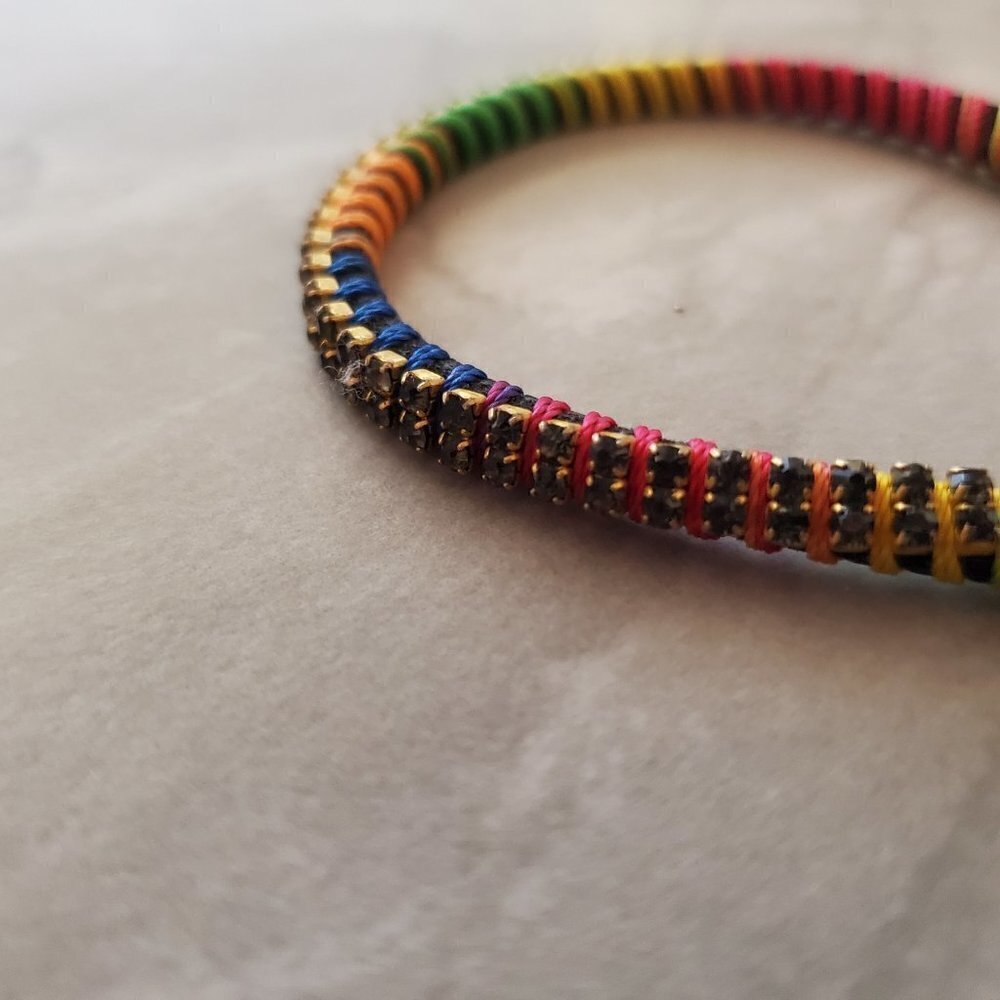 🌈 Stella and Dot Rainbow Rhinestones Crystals Colorful Visionary Bracelet 🌈 - Picture 4 of 8